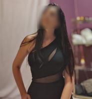 635150944: Chica busca chico en Sevilla