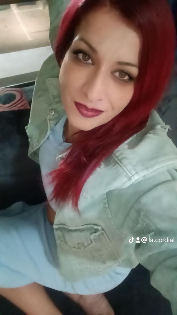 Chica busca chico en Sevilla: 