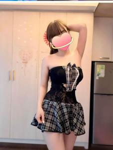 691665546: Chica busca chico en Barcelona