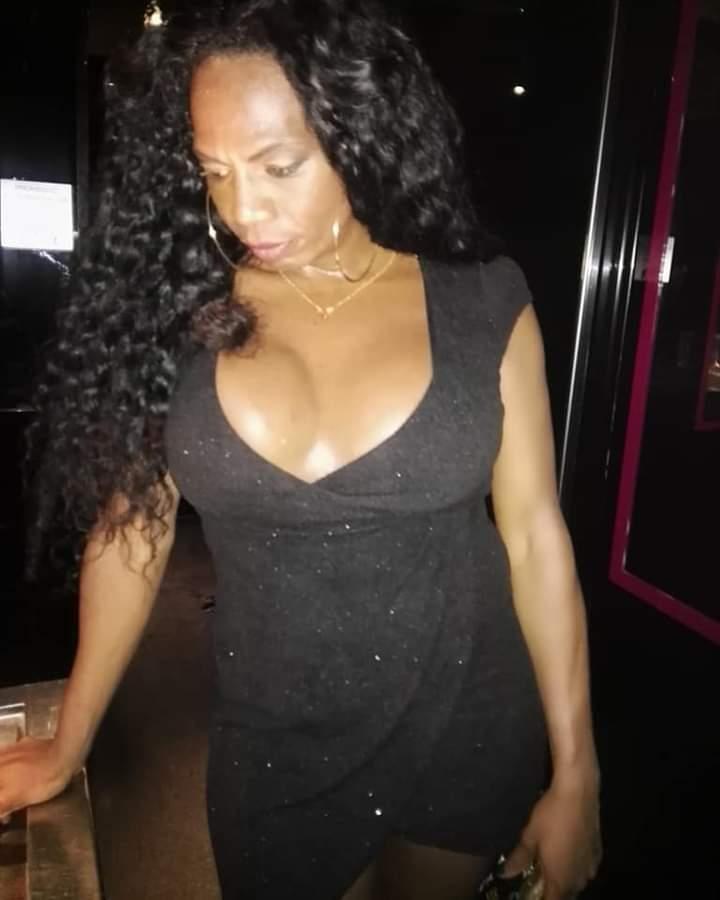 621329623: Transexual en Alicante