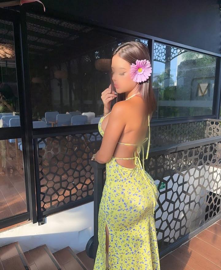 Chica busca chico en Huelva: 