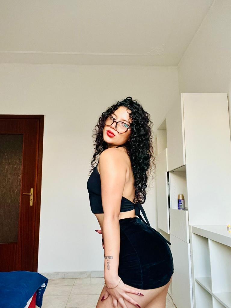 Chica busca chico en Sevilla: 