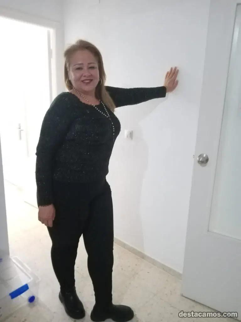 612279325: Chica busca chico en Valencia
