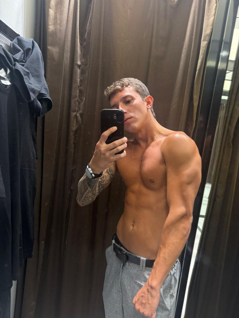 Chico busca chica en Málaga: 