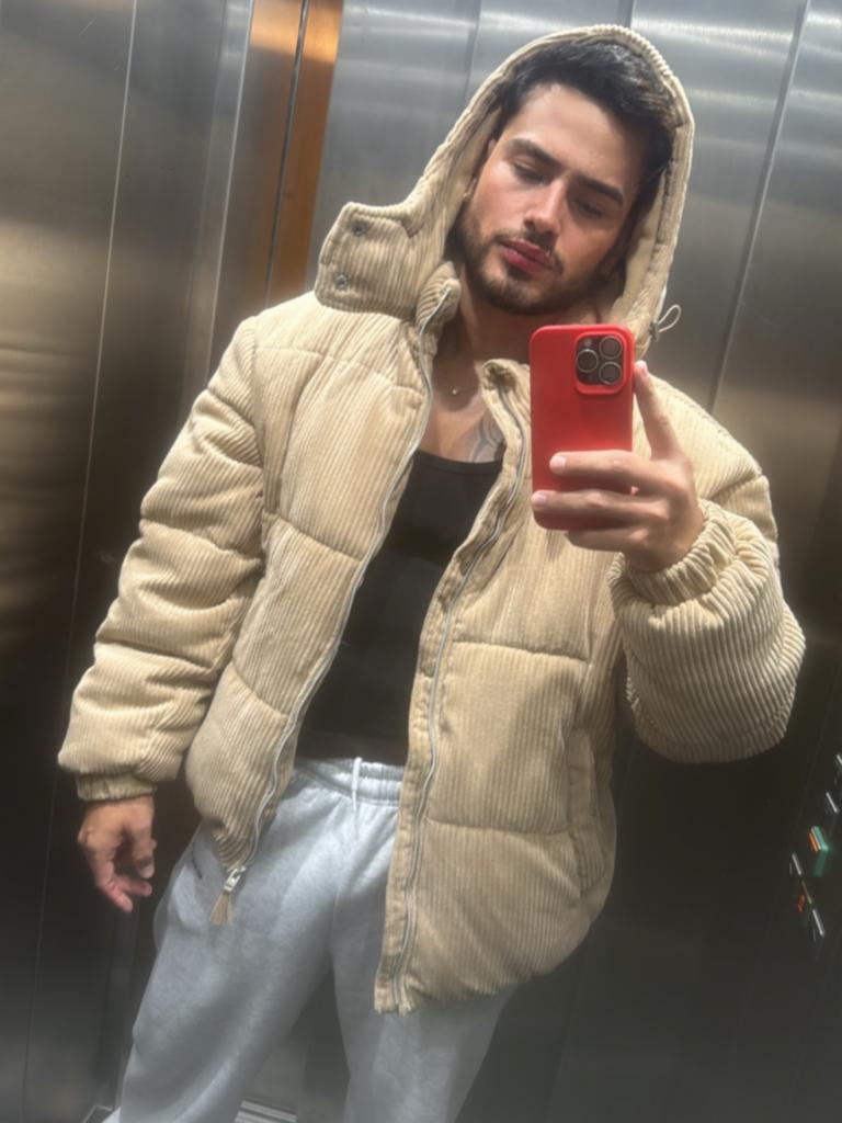 698607503: Chico busca chica en Mallorca