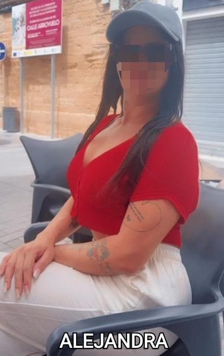 614741390: Chica busca chico en Cádiz