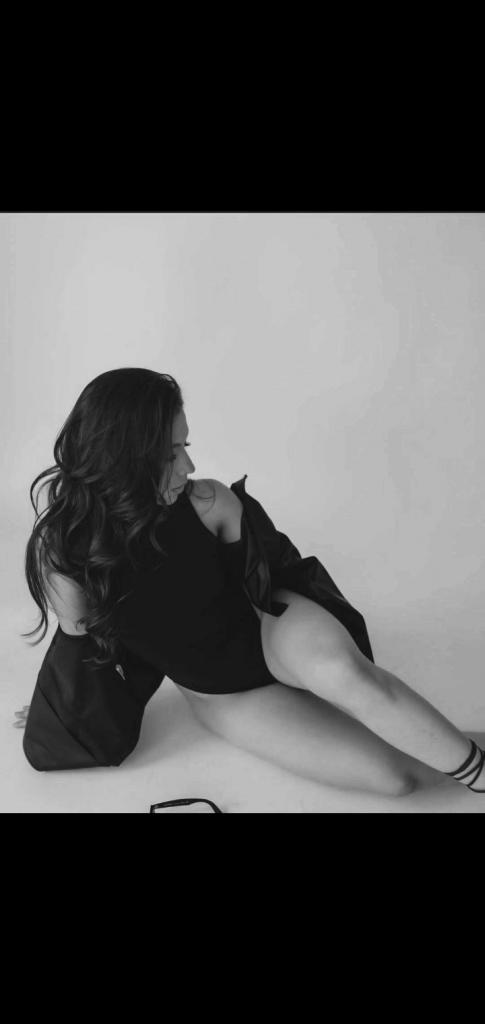 614442531: Chica busca chico en Albacete