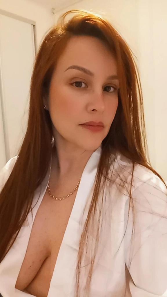 678720660: Chica busca chico en Cádiz