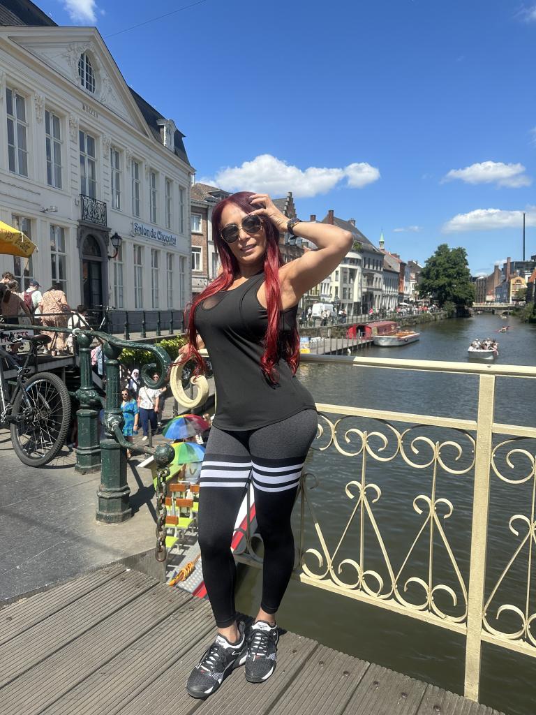 601503311: Chica busca chico en Asturias