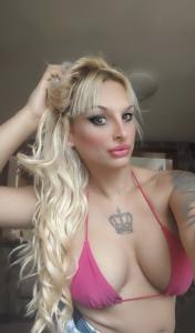 664595043: Chico busca chica en Barcelona