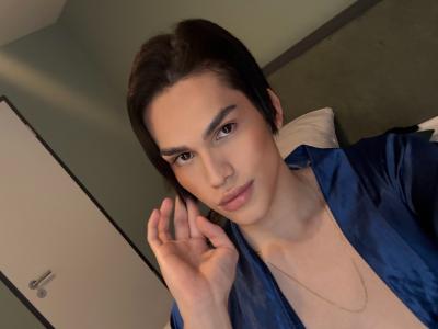 607157425: Chico busca chica en Valladolid