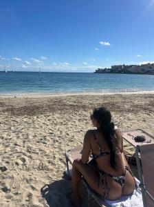 611399628: Chica busca chico en Ibiza