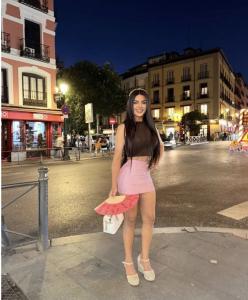 664340075: Travesti en Barcelona