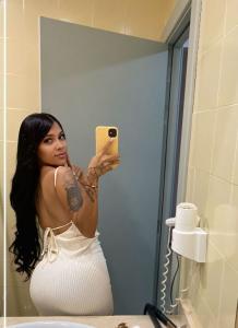 602665395: Chica busca chico en Sevilla