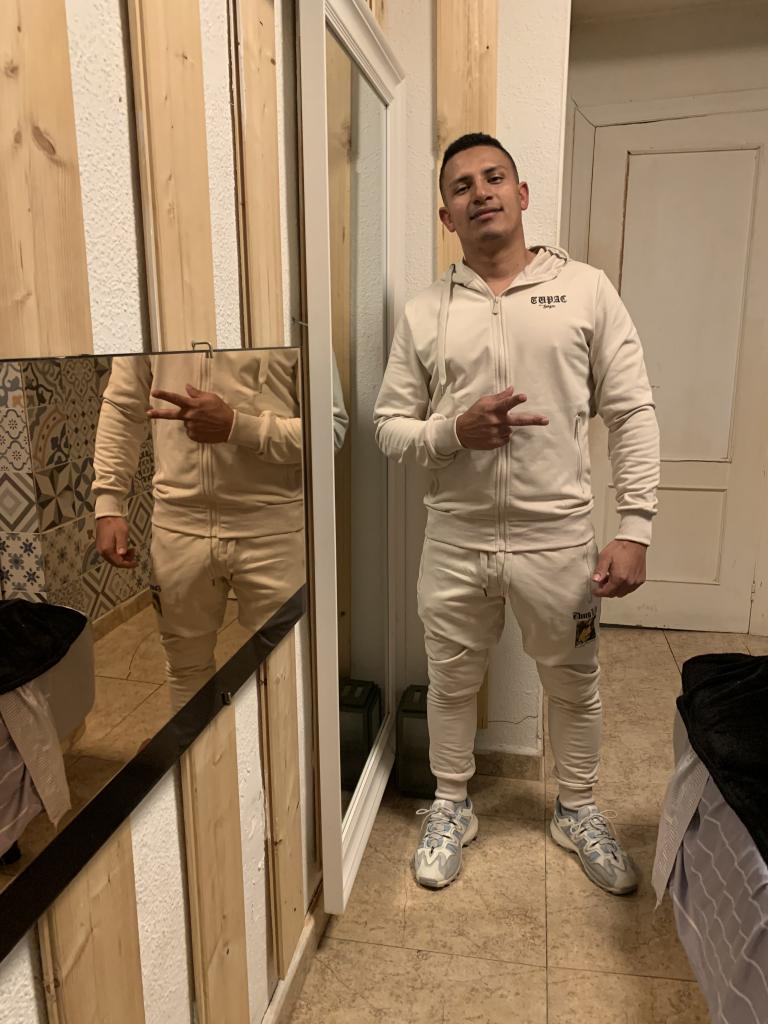 Chico busca chica en Castellón: 