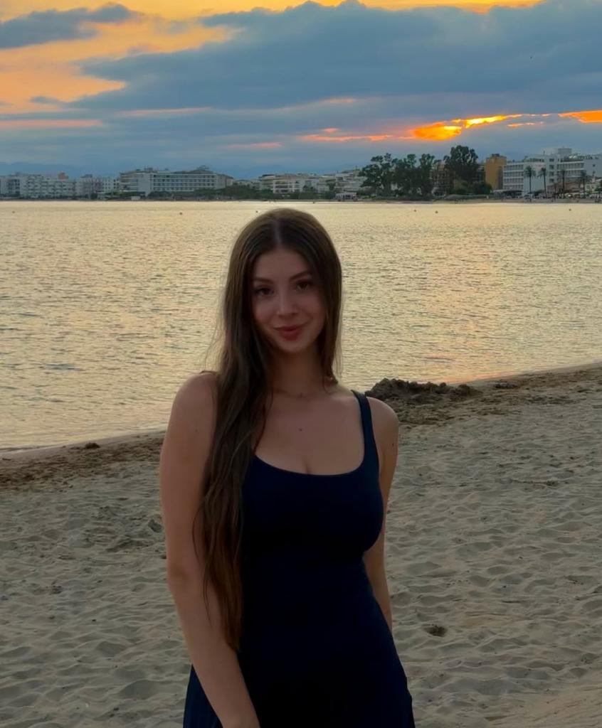 633701650: Chica busca chico en Madrid