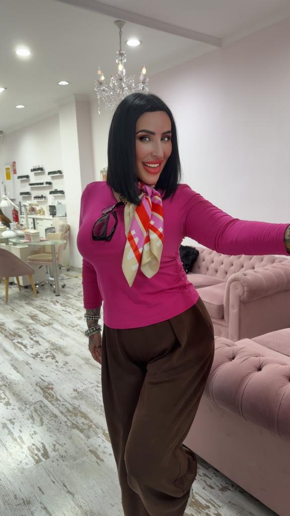 687076162: Chica busca chico en Las Palmas