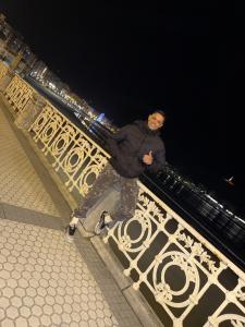 614772935: Chico busca chica en Murcia