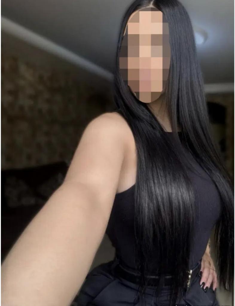 742047024: Chica busca chico en Sevilla