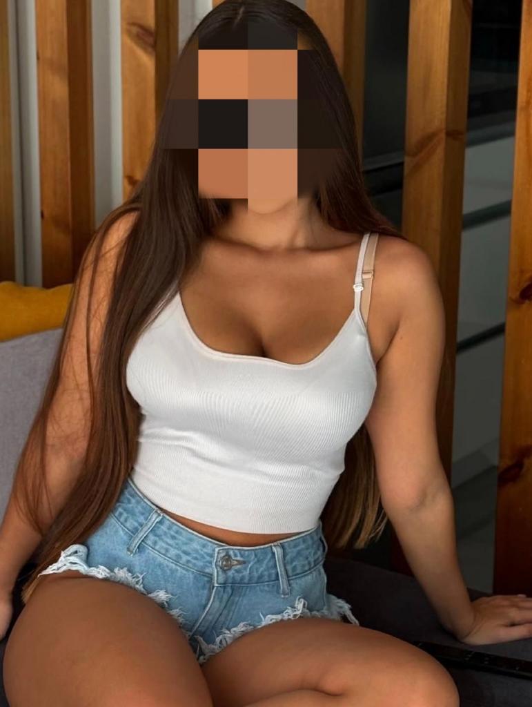 Chica busca chico en Granada: 