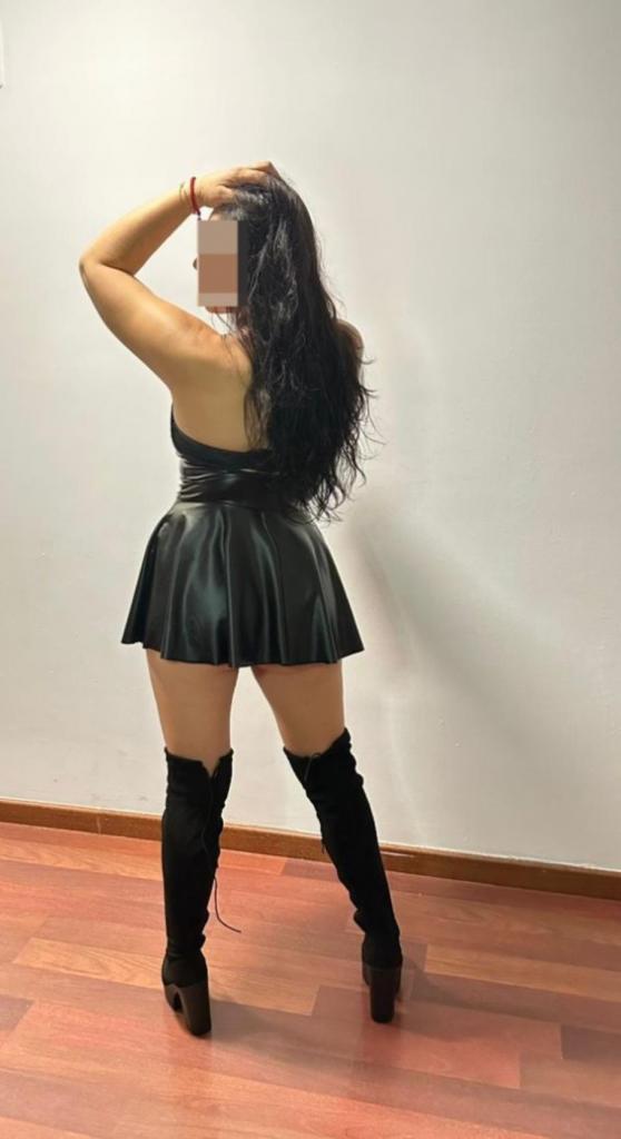 614566155: Chica busca chico en Tarragona