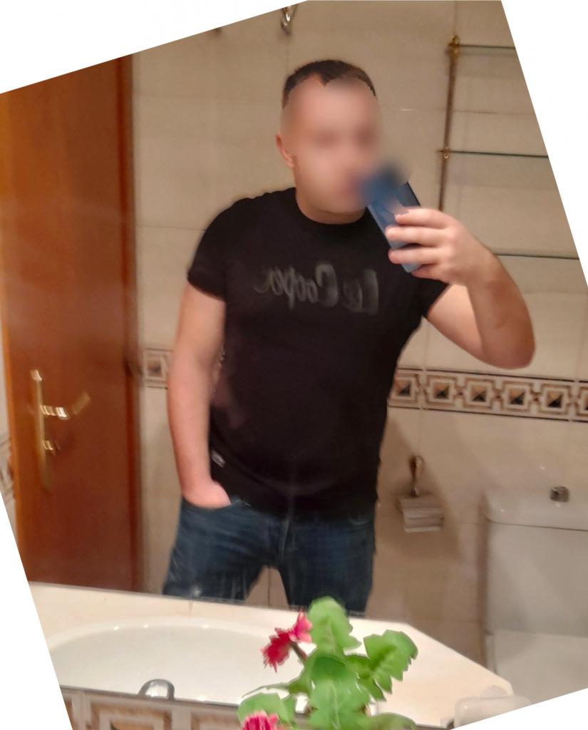 642015686: Chica busca chico en Zaragoza