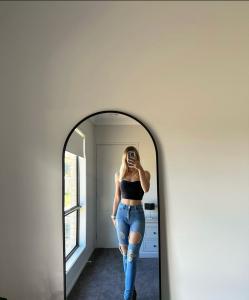 641672952: Chica busca chico en La Coruña