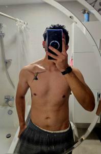 644987800: Chico busca chica en Valencia