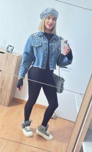 607212118: Travesti en Cádiz