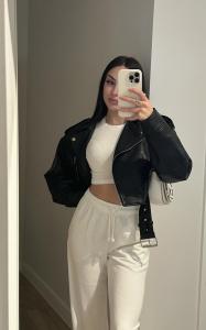 612471108: Chica busca chico en Barcelona