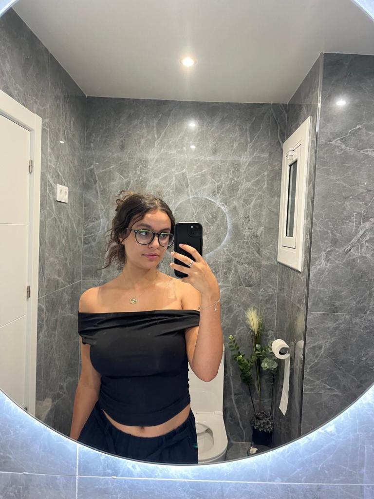 Chica busca chico en Barcelona: 