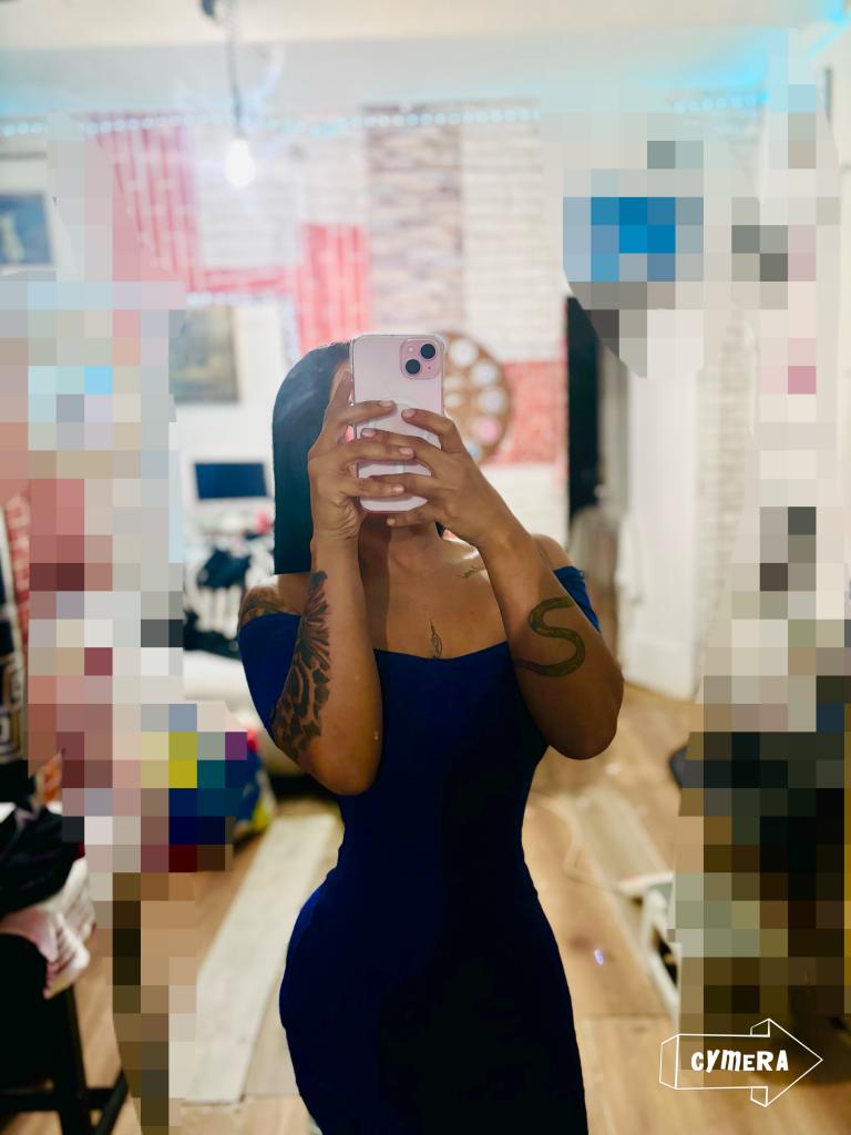 643495110: Chica busca chico en Barcelona