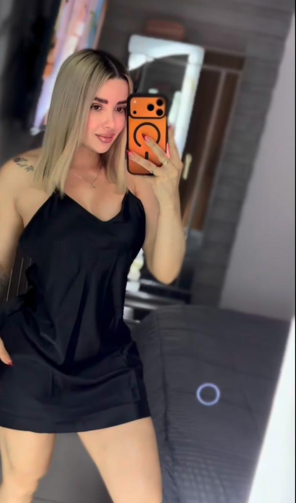 Chica busca chico en Huelva: 