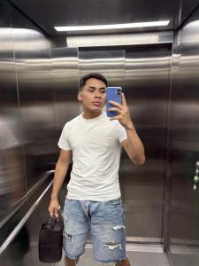 Chico busca chica en Barcelona: 