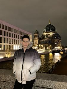 Chico busca chica en Valladolid: 