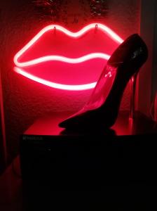 655858815: Chica busca chico en Madrid