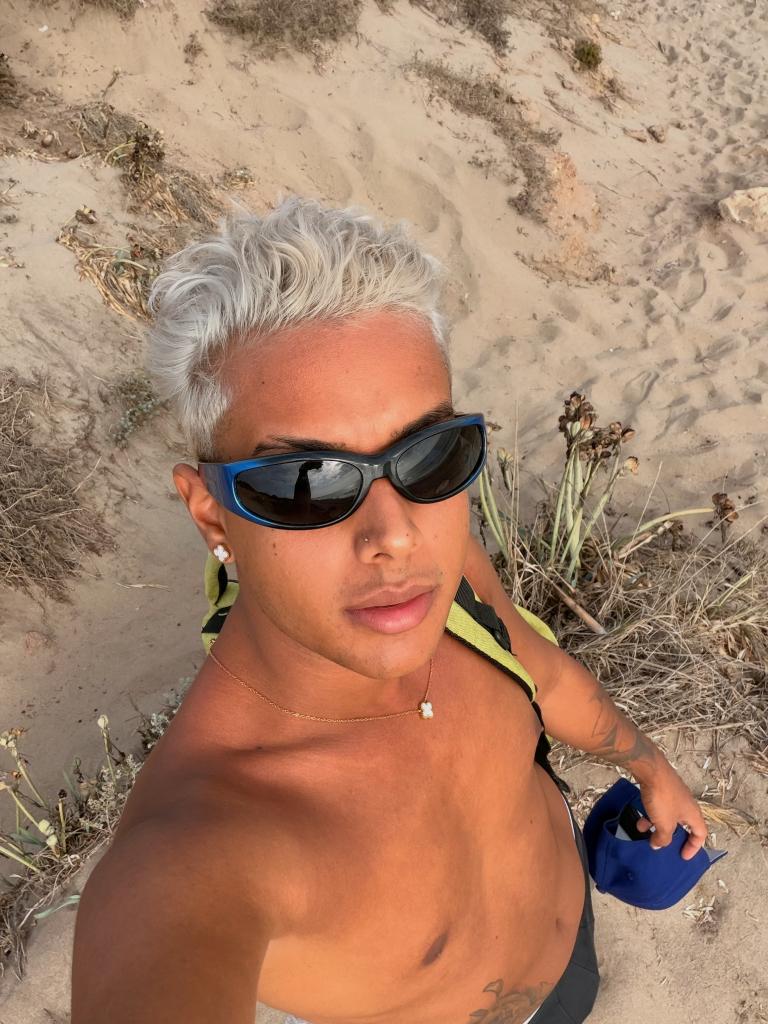 643695984: Chico busca chica en Málaga