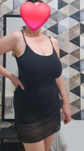 658779645: Chica busca chico en Sevilla