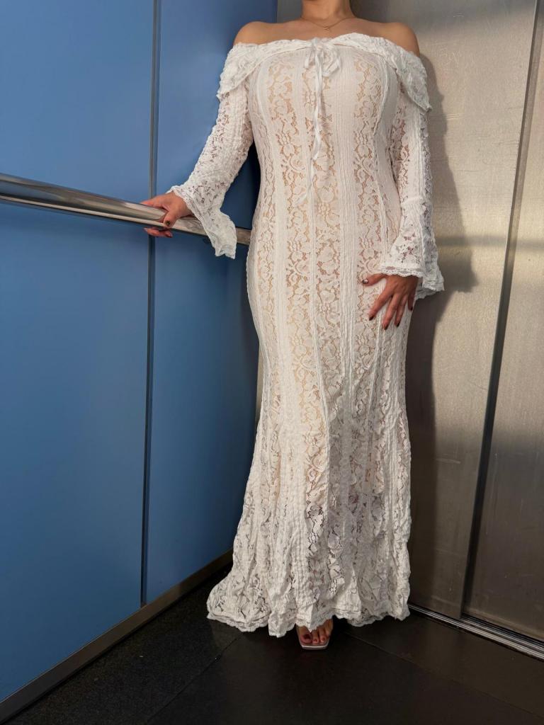 681814510: Chica busca chico en Sevilla