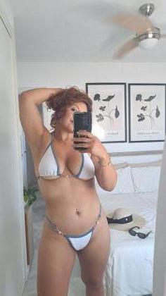 Chica busca chico en Almería: 