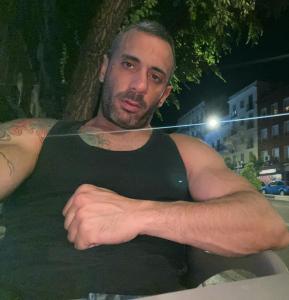 Chico busca chica en Madrid: 