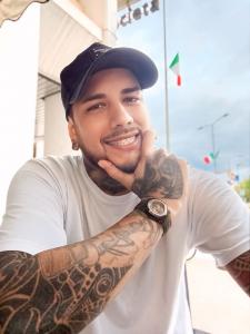 610189573: Chico busca chica en Albacete