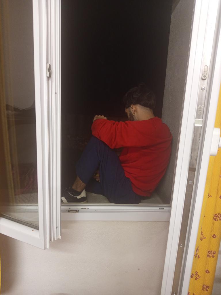 617297243: Chico busca chica en Almería