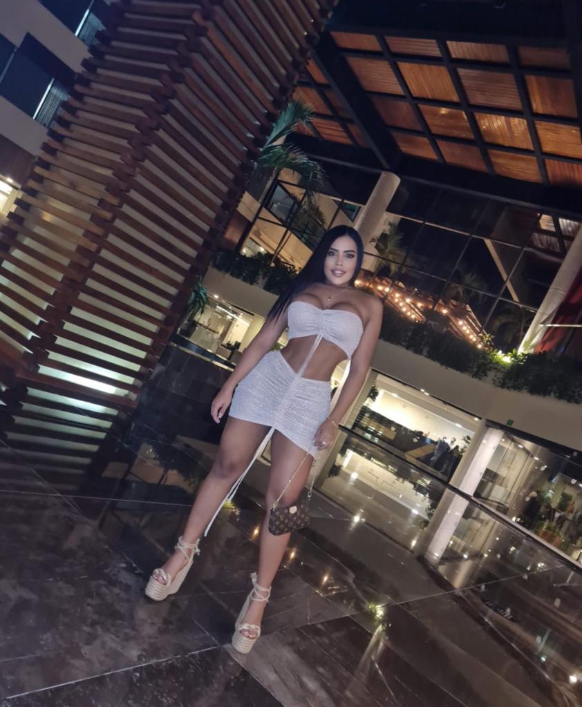 Chica busca chico en Valencia: Chica busca chico