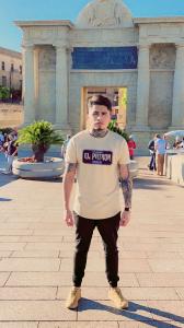 Chico busca chica en La Rioja: 