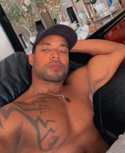 Chico busca chica en Lérida: 