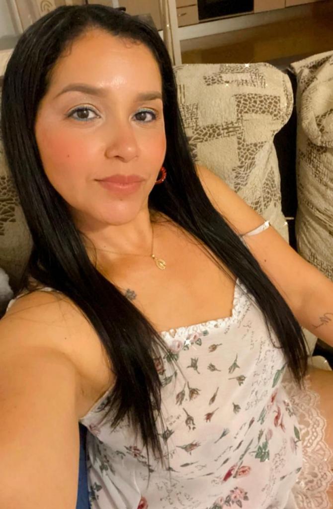 Chica busca chico en Cádiz: 