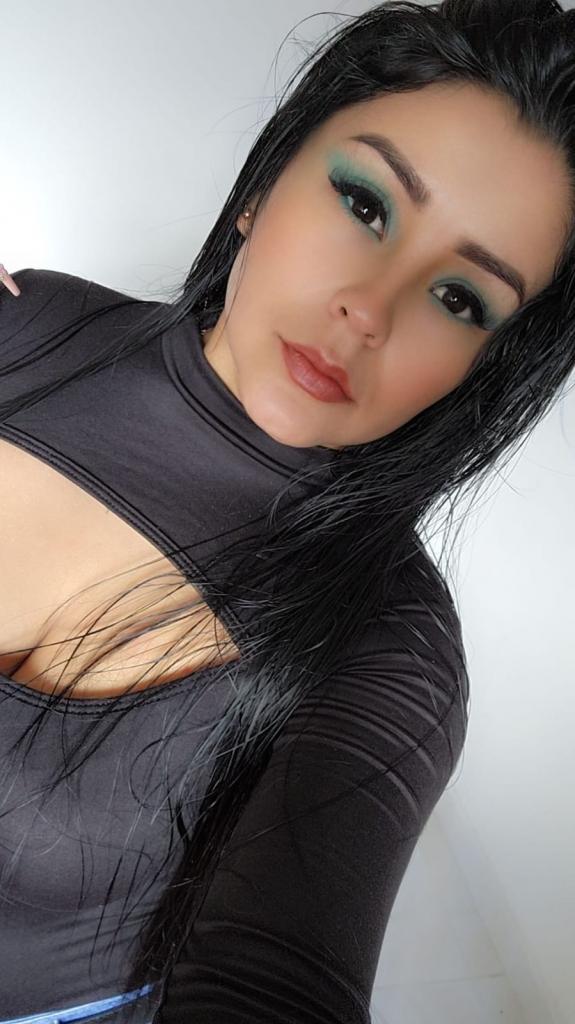 Chica busca chico en Menorca: 