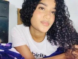 677680626: Chica busca chico en Murcia