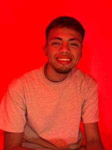 632137836: Chico busca chica en Madrid